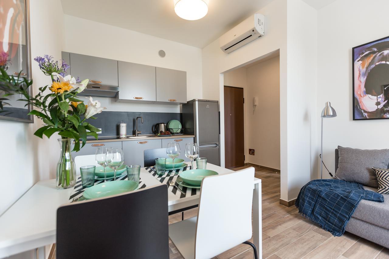 Certosa Colorful Mini Flats Apartment มิลาน ภายนอก รูปภาพ