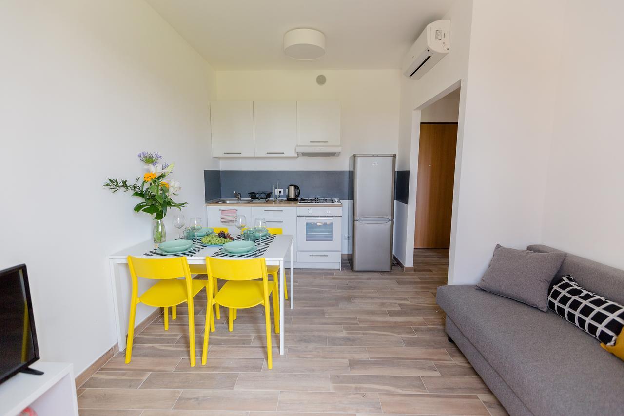 Certosa Colorful Mini Flats Apartment มิลาน ภายนอก รูปภาพ